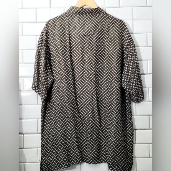 Firethorn Silk Mens Short Sleeve Button Down Shirt Casual Front Pocket Color Bla - Picture 5 of 6